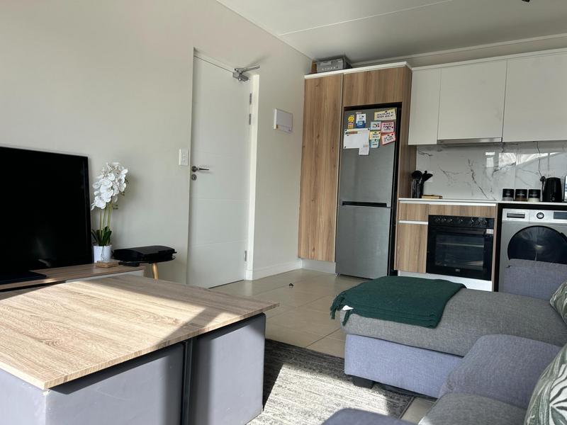 To Let 1 Bedroom Property for Rent in Sandown Western Cape